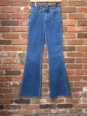 Judy Blue Women's Flare Jeans Size 7/28 High Waisted Blue Wash Raw Hem